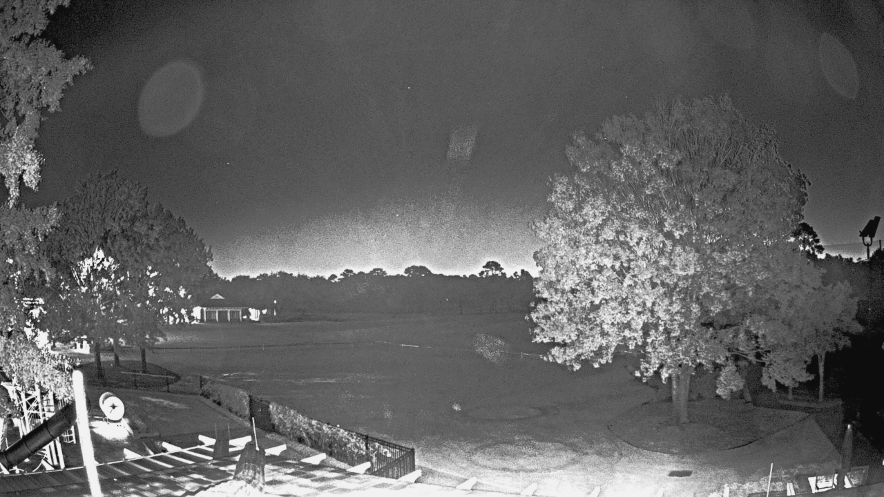 Thumbnail for current weather camera view from Houston Country Club in Houston, Texas