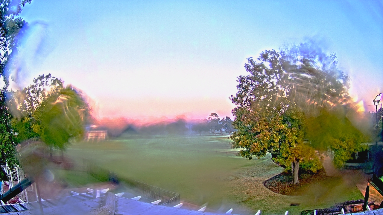 Thumbnail for current weather camera view from Houston Country Club in Houston, Texas