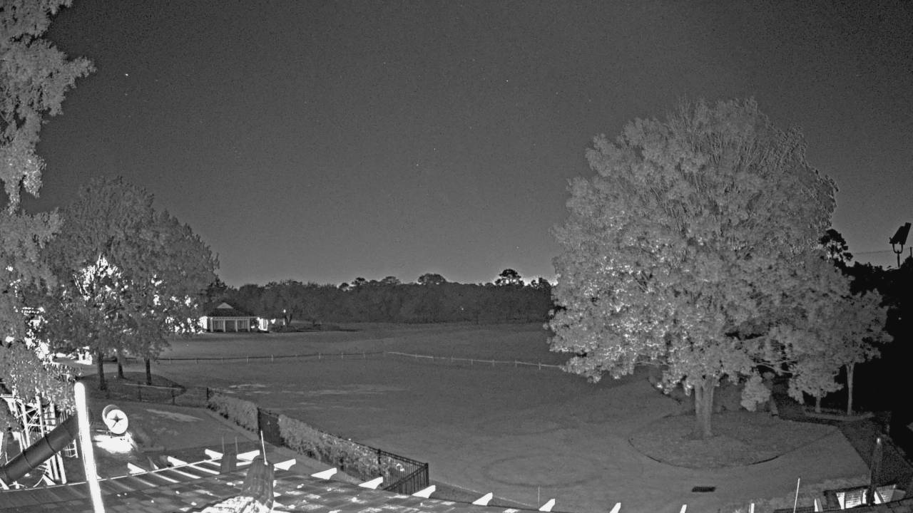 Thumbnail for current weather camera view from Houston Country Club in Houston, Texas