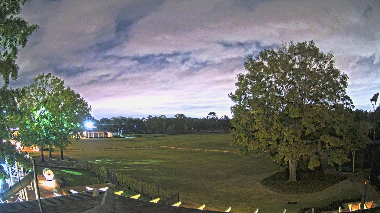 Thumbnail for current weather camera view from Houston Country Club in Houston, Texas