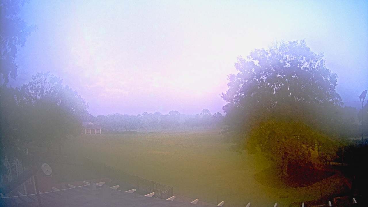 Thumbnail for current weather camera view from Houston Country Club in Houston, Texas