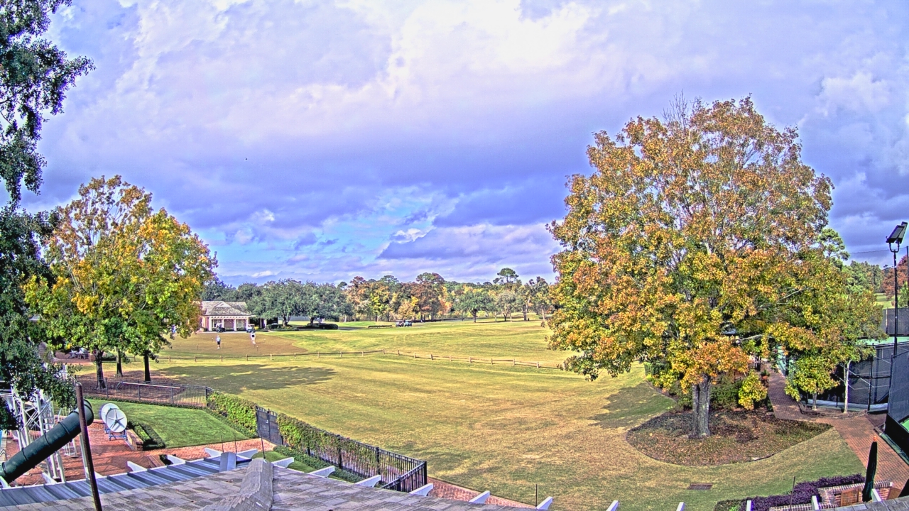 Thumbnail for current weather camera view from Houston Country Club in Houston, Texas
