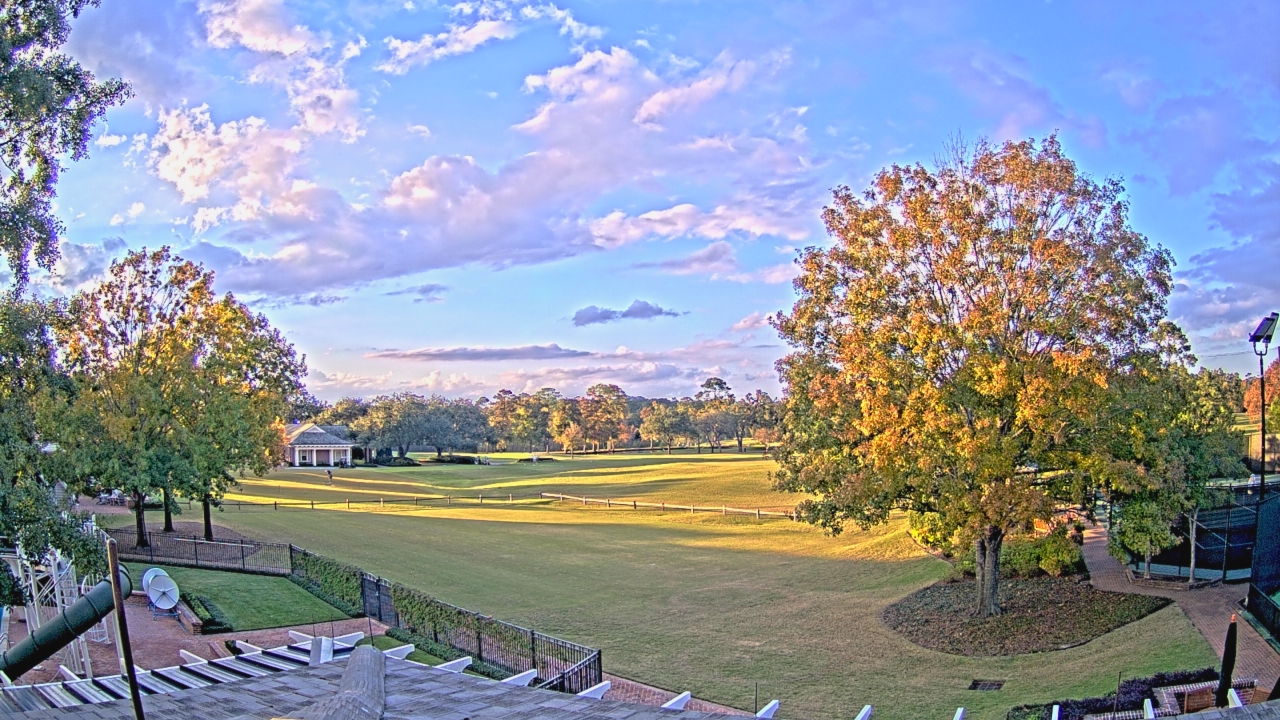 Thumbnail for current weather camera view from Houston Country Club in Houston, Texas
