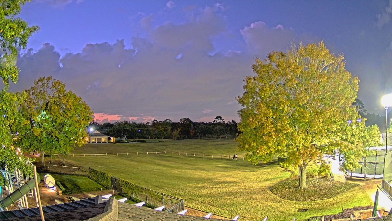 Thumbnail for current weather camera view from Houston Country Club in Houston, Texas