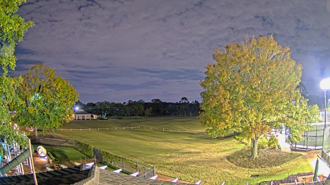 Thumbnail for current weather camera view from Houston Country Club in Houston, Texas