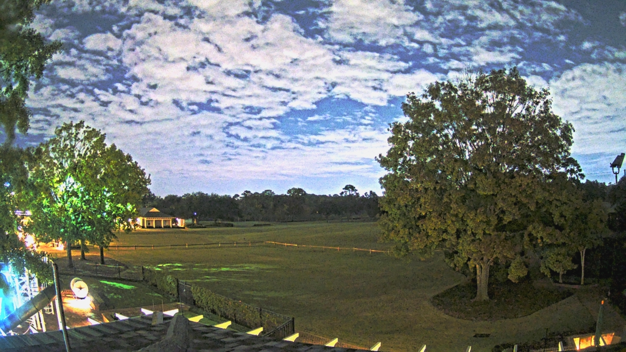 Thumbnail for current weather camera view from Houston Country Club in Houston, Texas