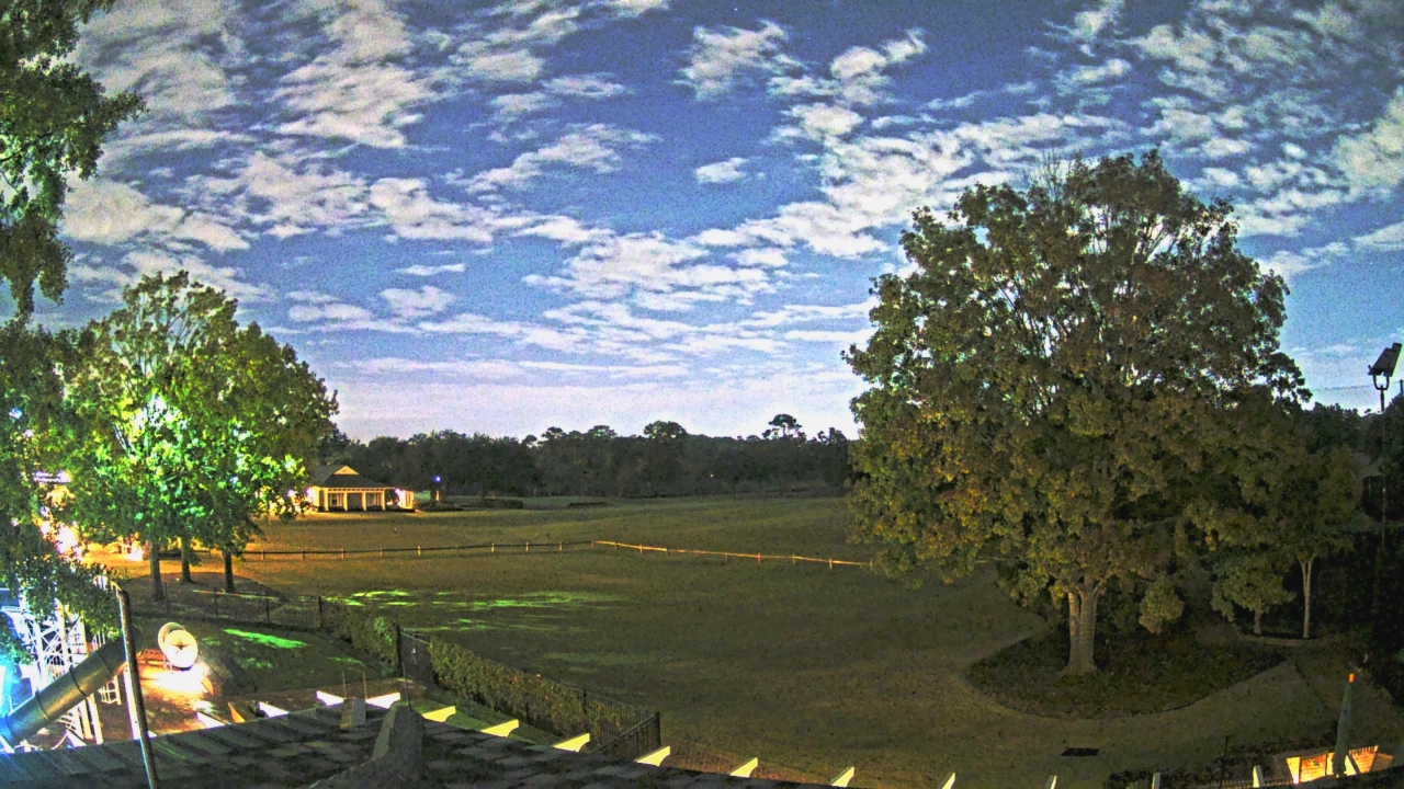 Thumbnail for current weather camera view from Houston Country Club in Houston, Texas