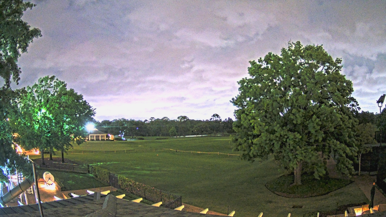 Thumbnail for current weather camera view from Houston Country Club in Houston, Texas