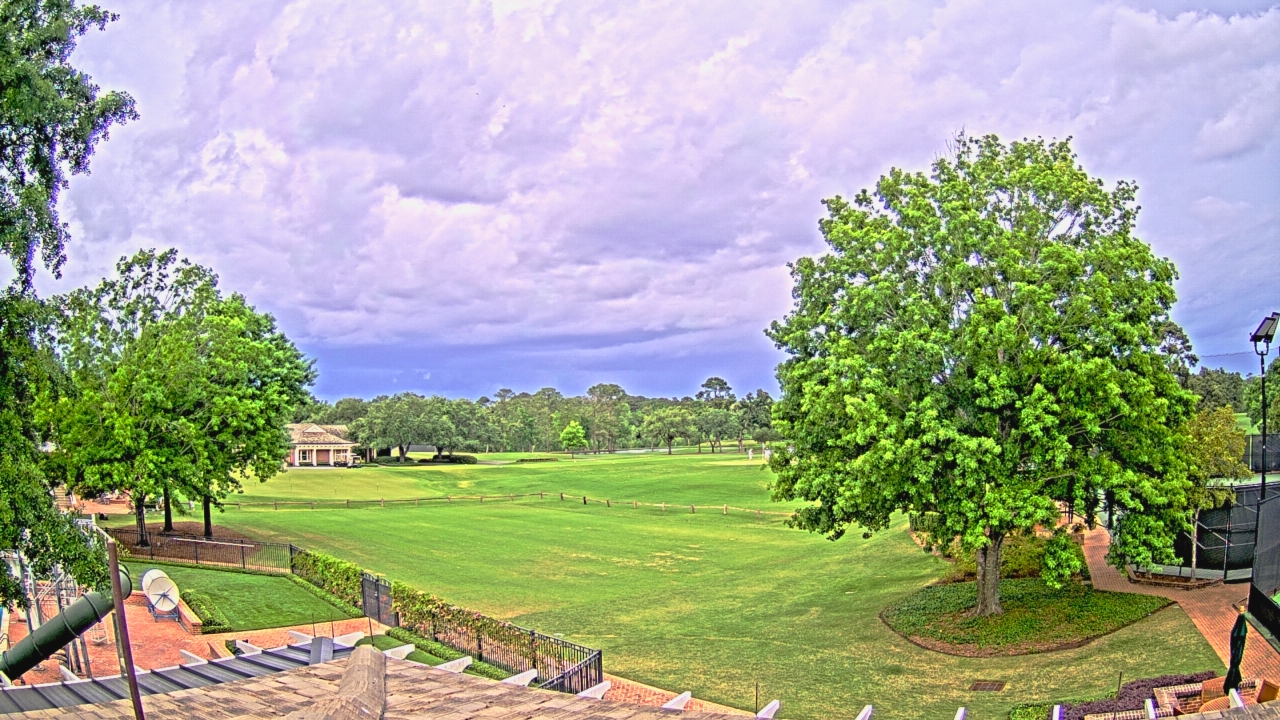 Thumbnail for current weather camera view from Houston Country Club in Houston, Texas