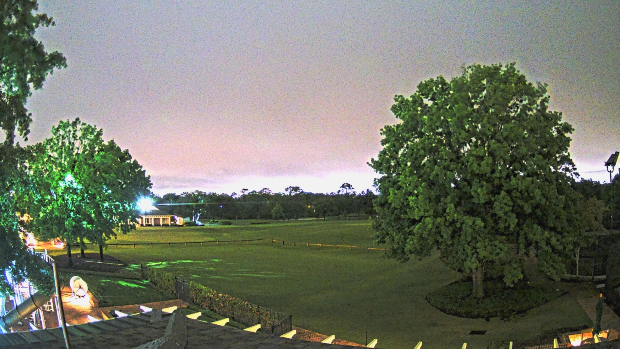 Thumbnail for current weather camera view from Houston Country Club in Houston, Texas