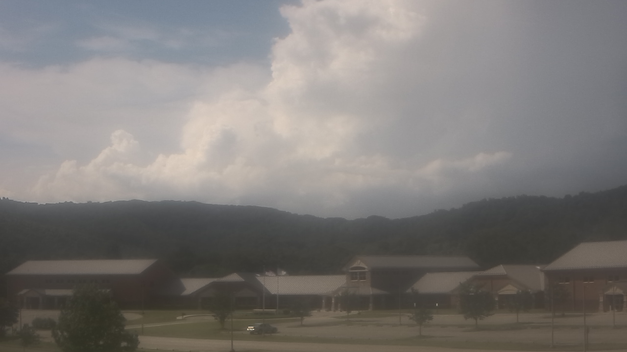Thumbnail for current weather camera view from Windy Gap Elementary in Hardy, Virginia