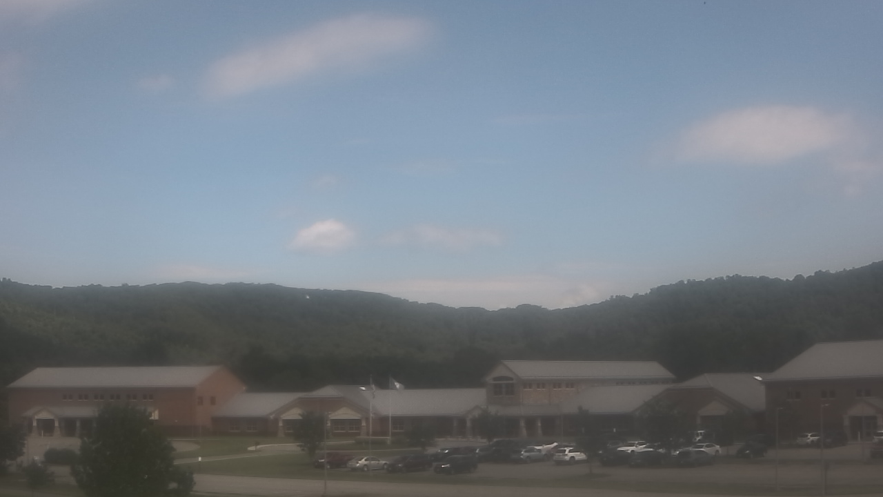 Thumbnail for current weather camera view from Windy Gap Elementary in Hardy, Virginia