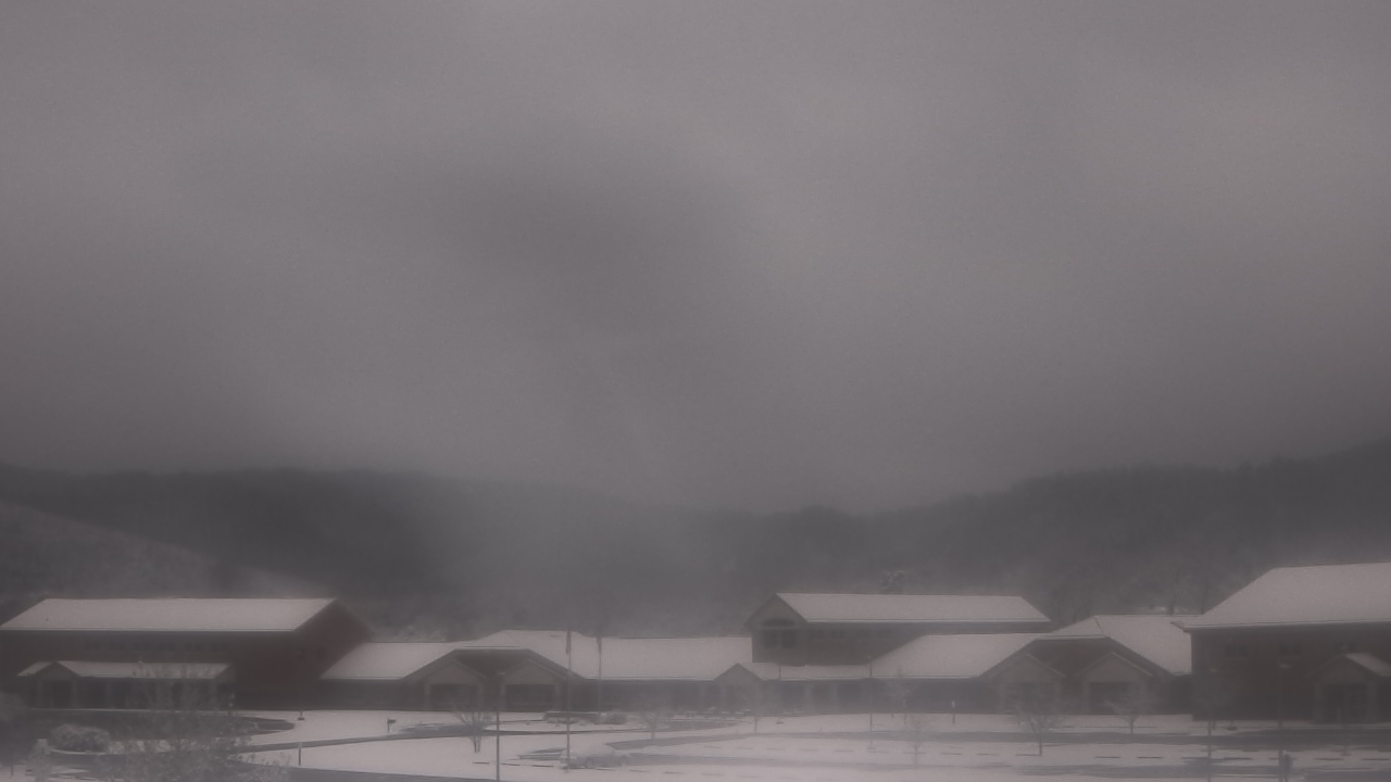 Thumbnail for current weather camera view from Windy Gap Elementary in Hardy, Virginia