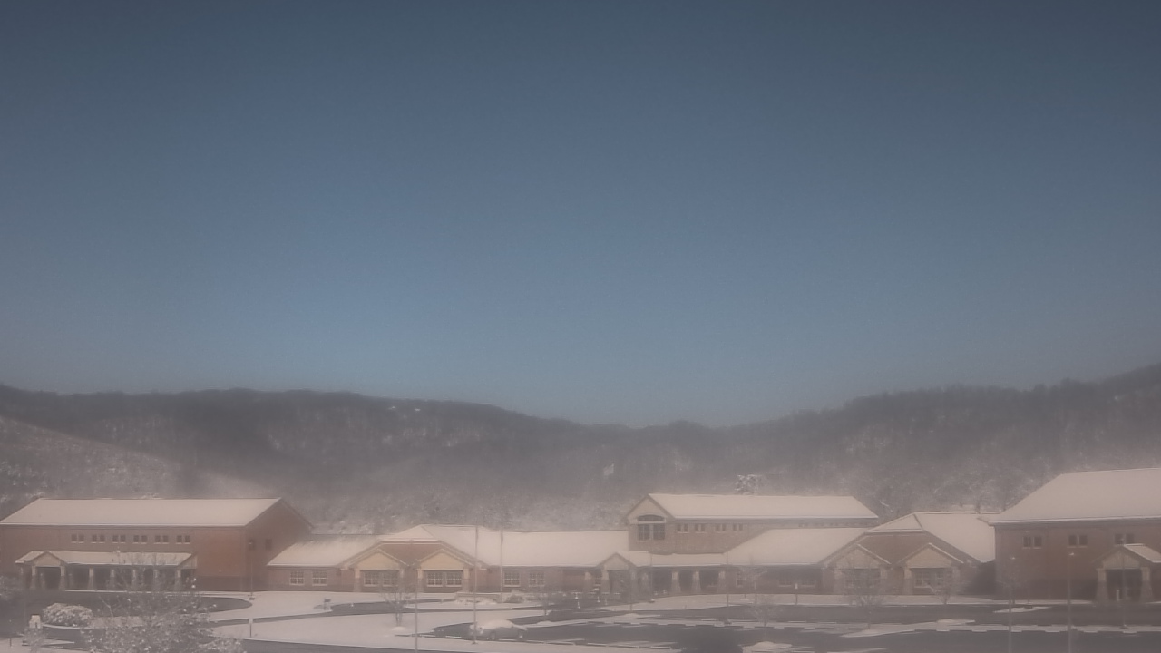 Thumbnail for current weather camera view from Windy Gap Elementary in Hardy, Virginia
