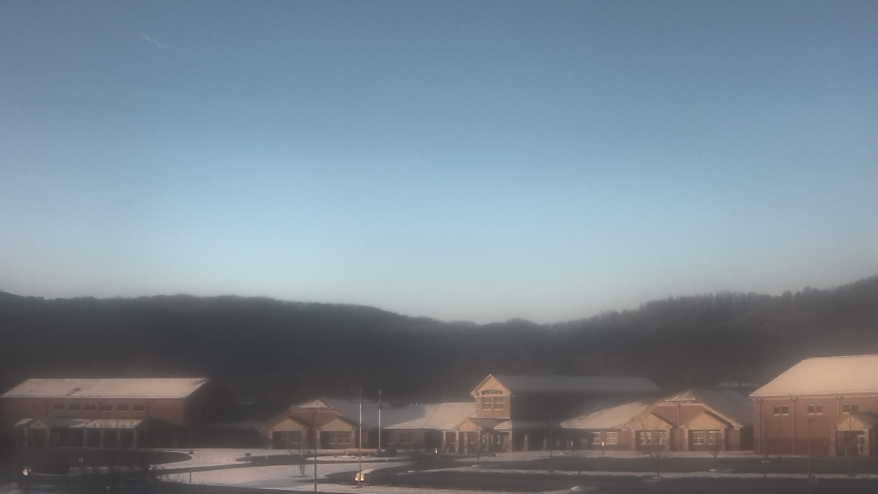 Thumbnail for current weather camera view from Windy Gap Elementary in Hardy, Virginia
