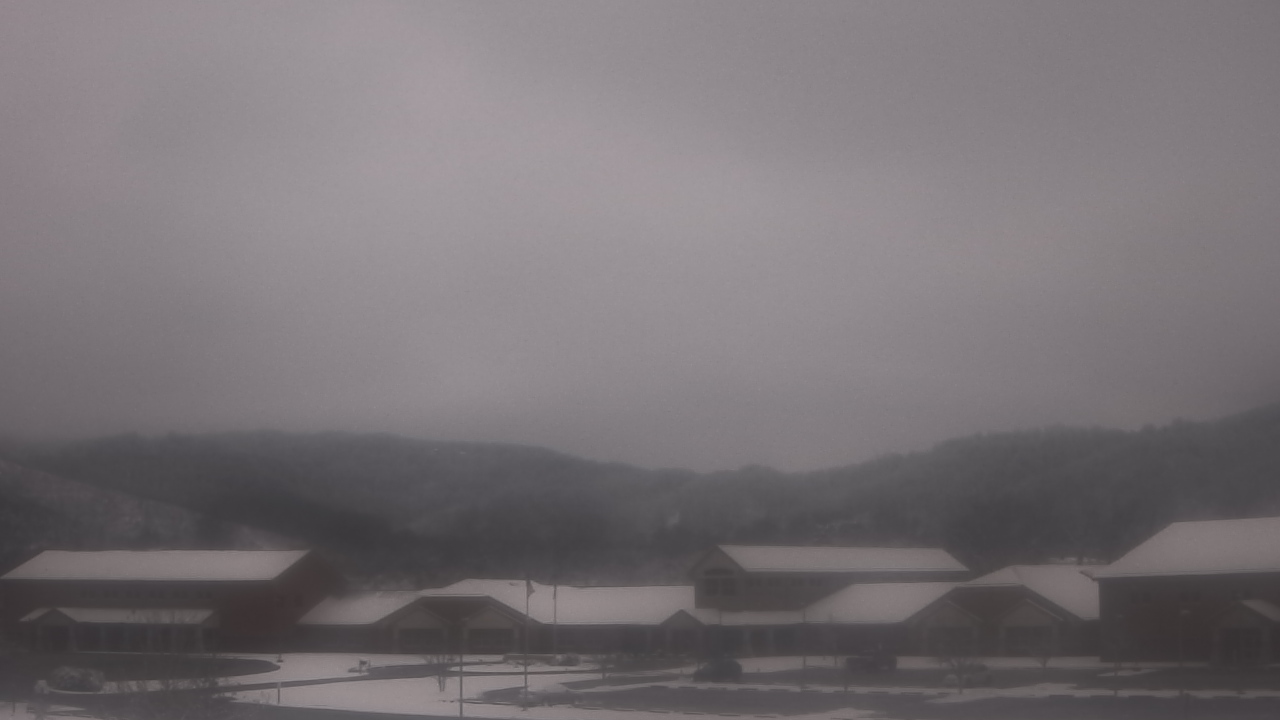 Thumbnail for current weather camera view from Windy Gap Elementary in Hardy, Virginia