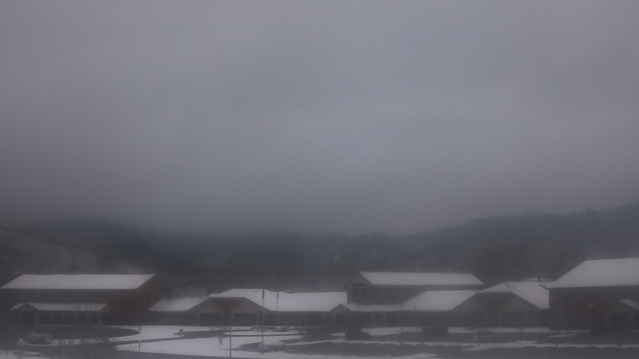 Thumbnail for current weather camera view from Windy Gap Elementary in Hardy, Virginia