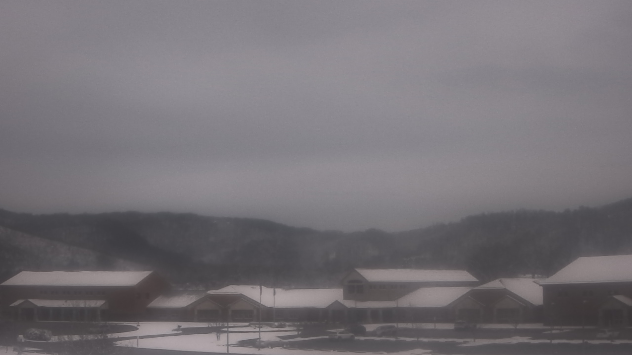 Thumbnail for current weather camera view from Windy Gap Elementary in Hardy, Virginia