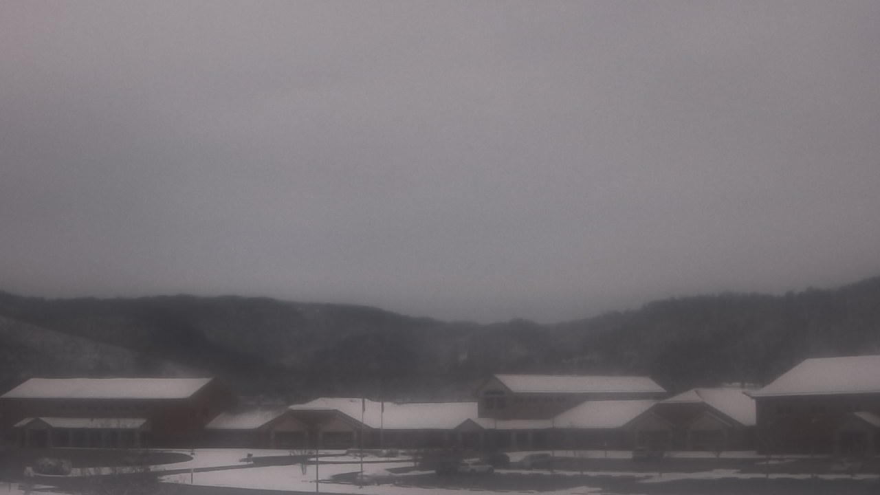Thumbnail for current weather camera view from Windy Gap Elementary in Hardy, Virginia
