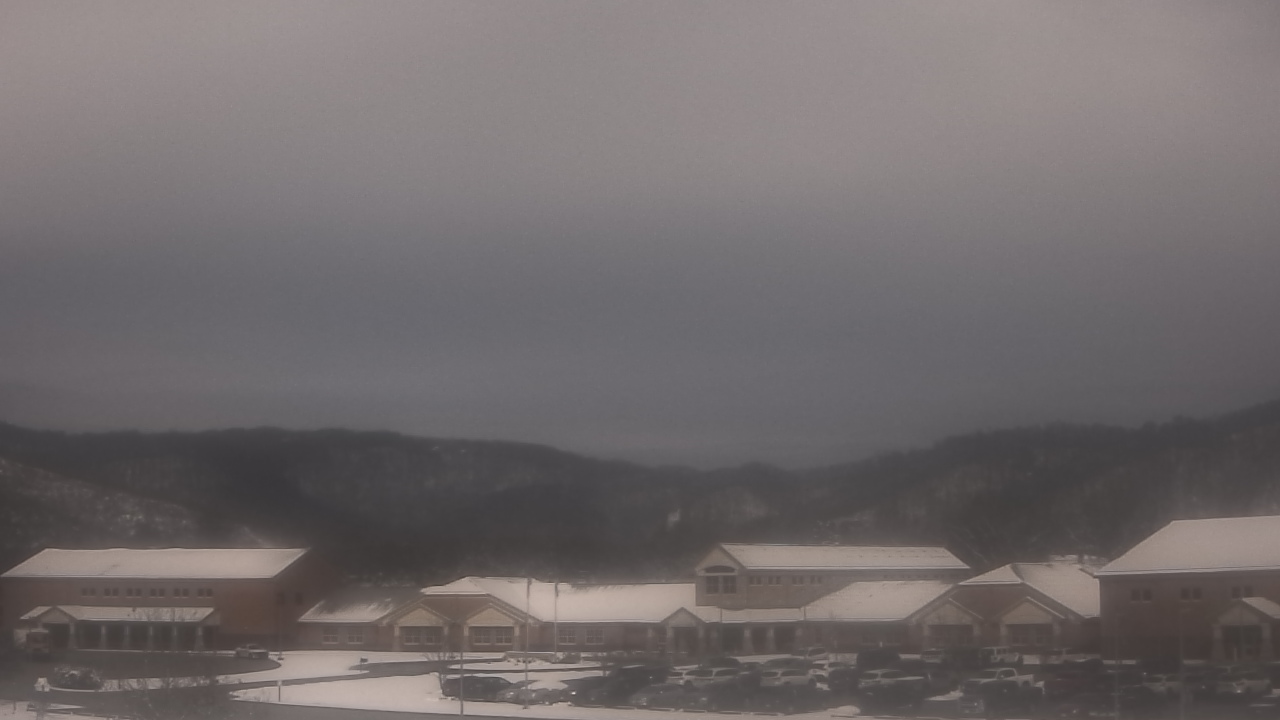 Thumbnail for current weather camera view from Windy Gap Elementary in Hardy, Virginia