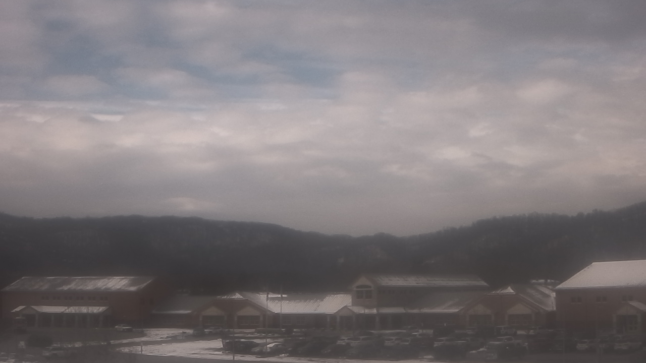 Thumbnail for current weather camera view from Windy Gap Elementary in Hardy, Virginia