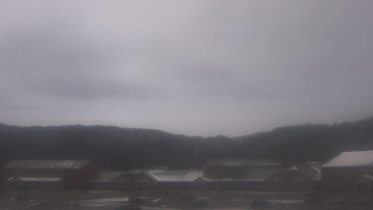 Thumbnail for current weather camera view from Windy Gap Elementary in Hardy, Virginia