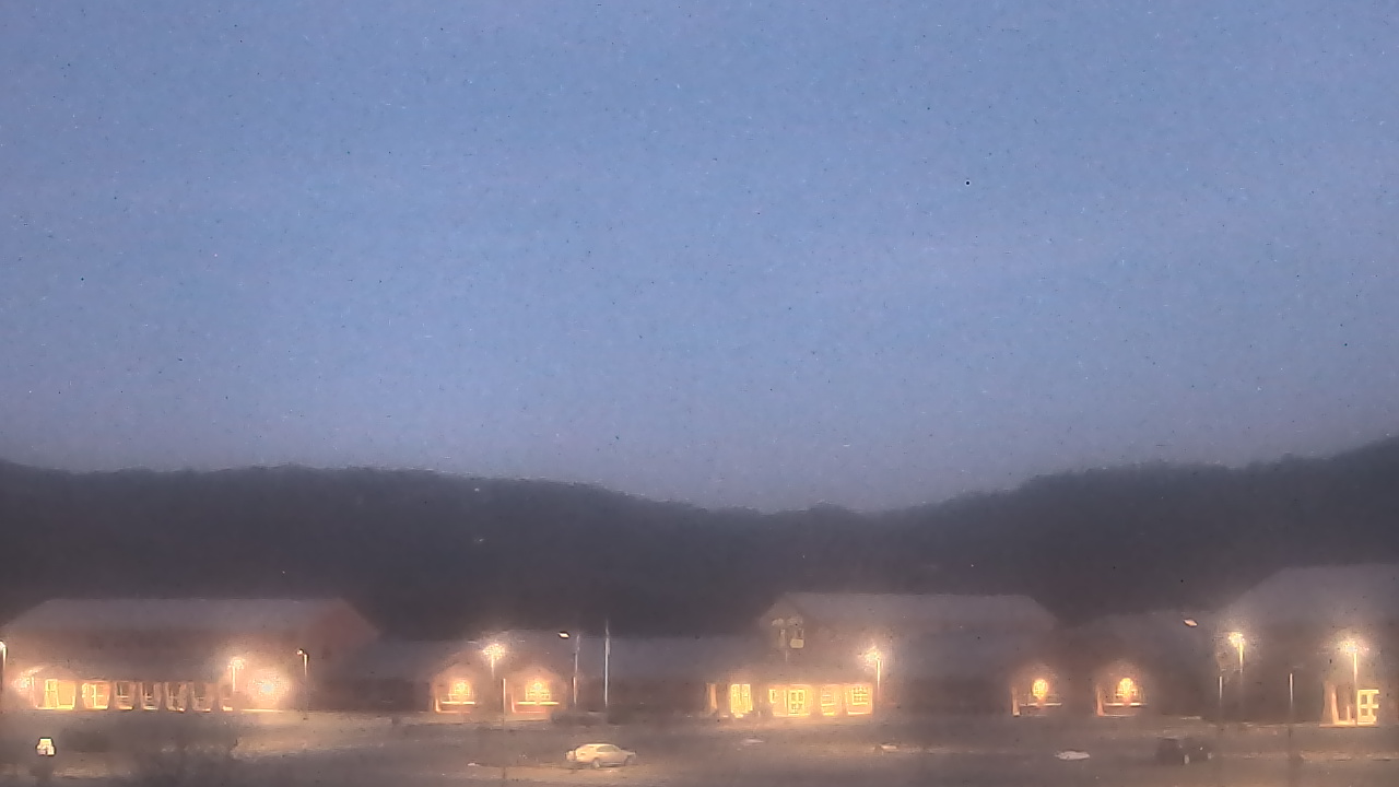 Thumbnail for current weather camera view from Windy Gap Elementary in Hardy, Virginia