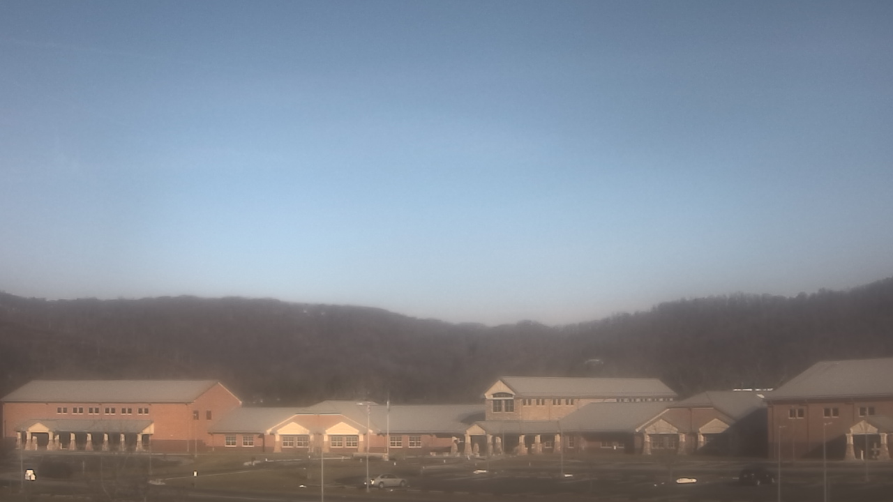 Thumbnail for current weather camera view from Windy Gap Elementary in Hardy, Virginia