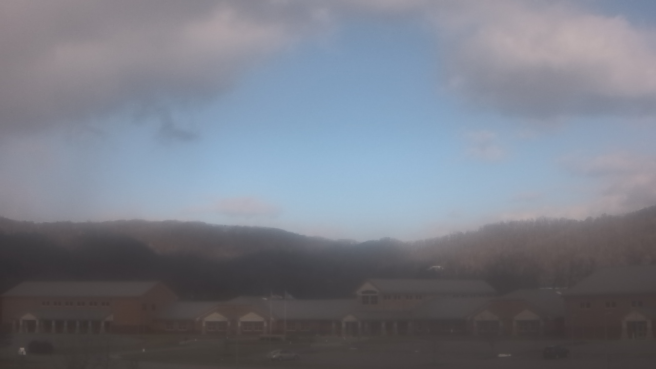 Thumbnail for current weather camera view from Windy Gap Elementary in Hardy, Virginia