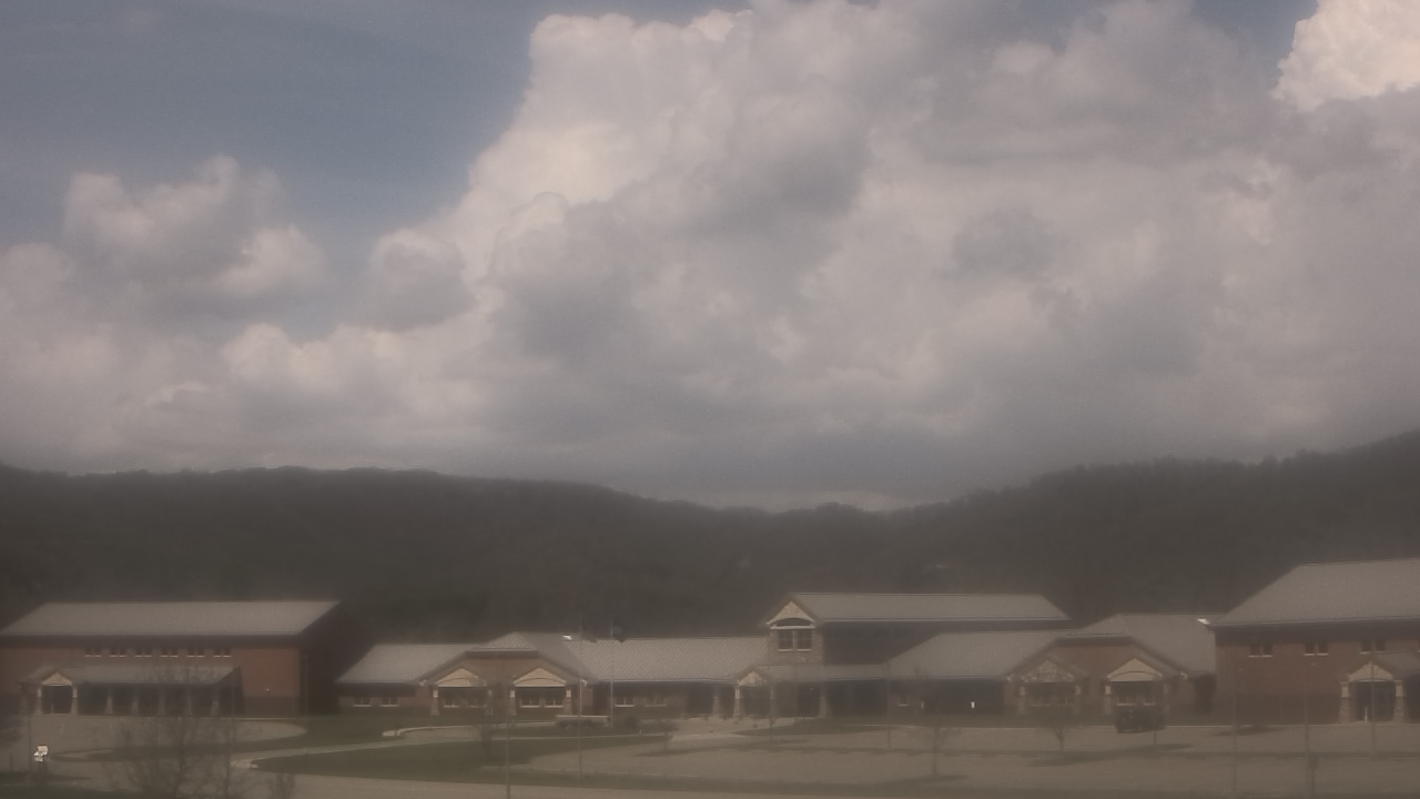 Thumbnail for current weather camera view from Windy Gap Elementary in Hardy, Virginia