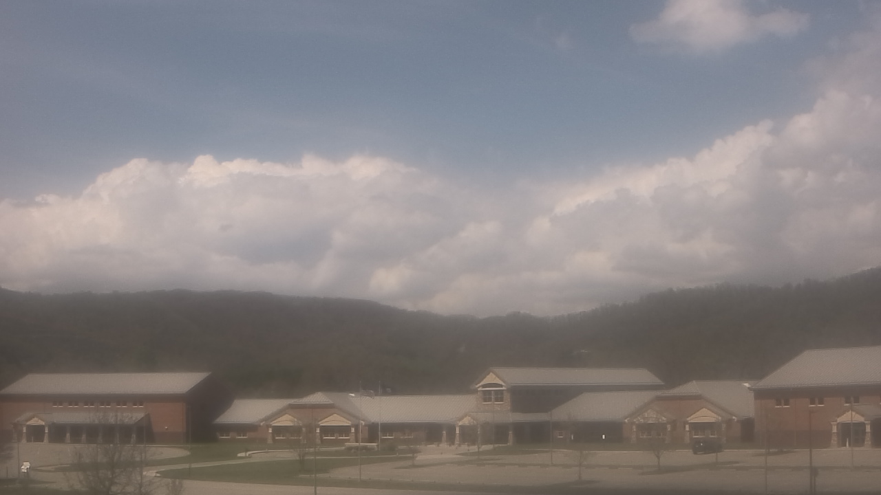 Thumbnail for current weather camera view from Windy Gap Elementary in Hardy, Virginia