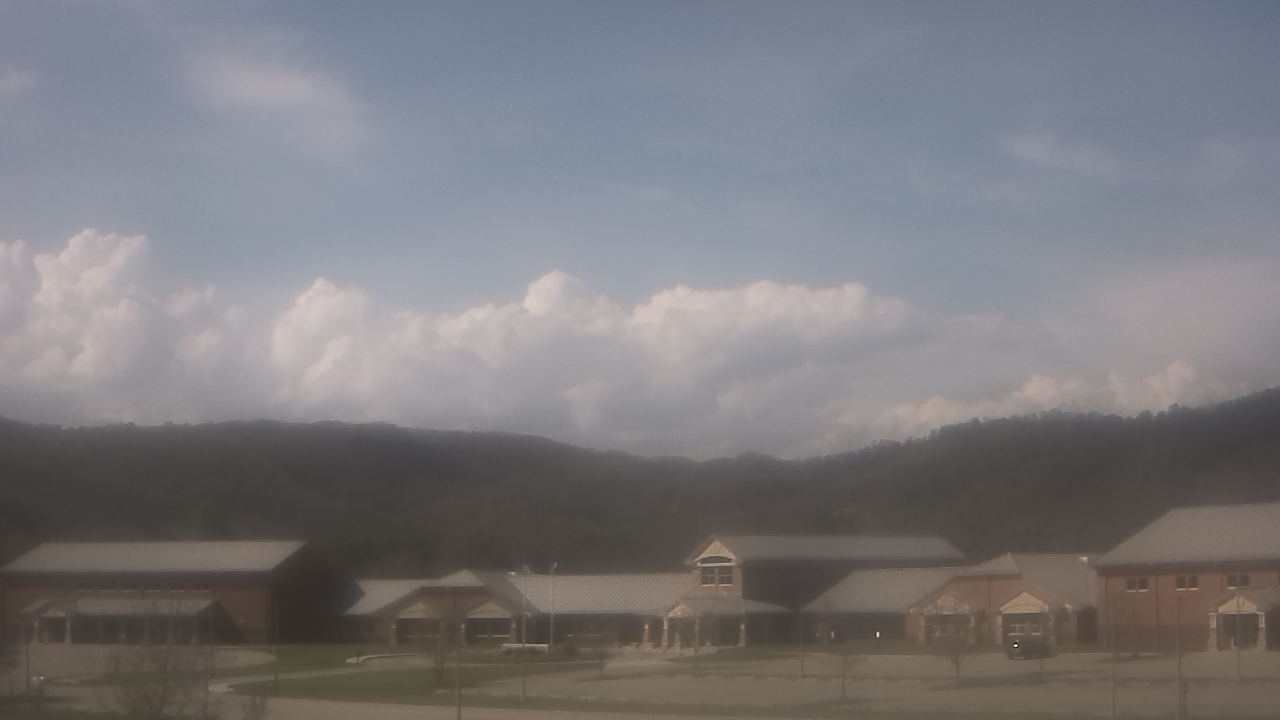 Thumbnail for current weather camera view from Windy Gap Elementary in Hardy, Virginia