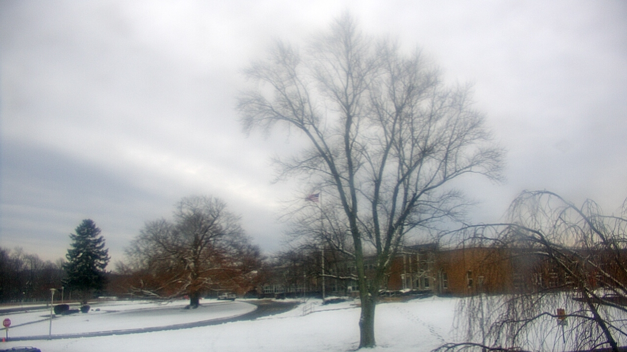 Thumbnail for current weather camera view from Monroe Woodbury Computer Center in Monroe, New York