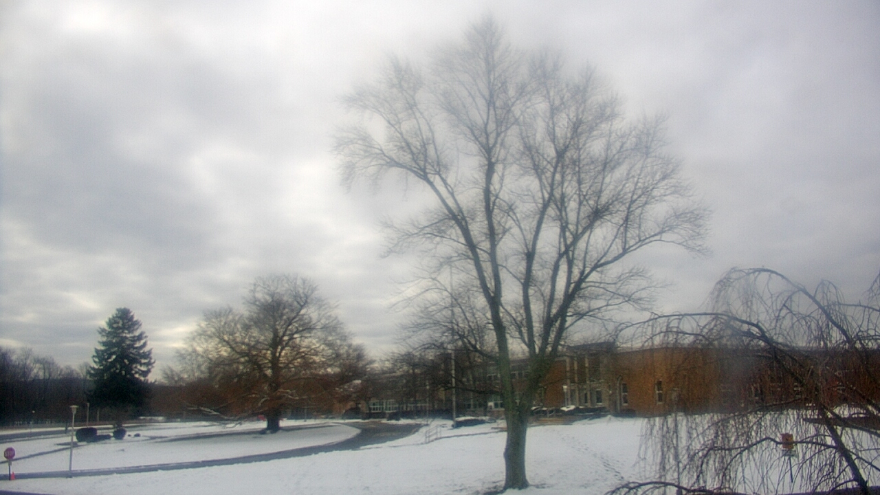 Thumbnail for current weather camera view from Monroe Woodbury Computer Center in Monroe, New York