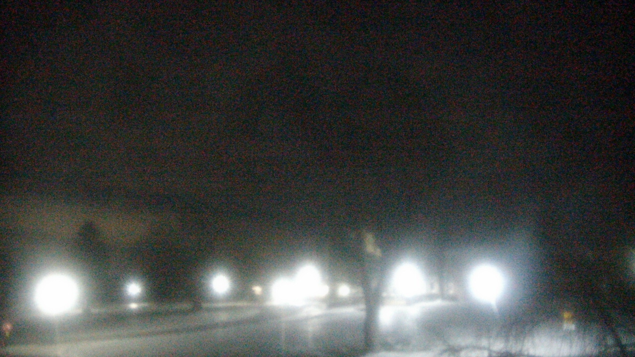 Thumbnail for current weather camera view from Monroe Woodbury Computer Center in Monroe, New York