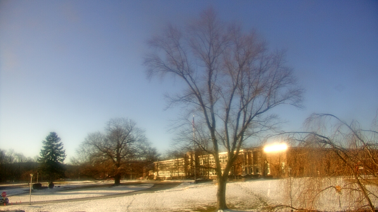 Thumbnail for current weather camera view from Monroe Woodbury Computer Center in Monroe, New York