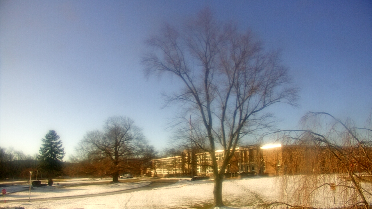 Thumbnail for current weather camera view from Monroe Woodbury Computer Center in Monroe, New York