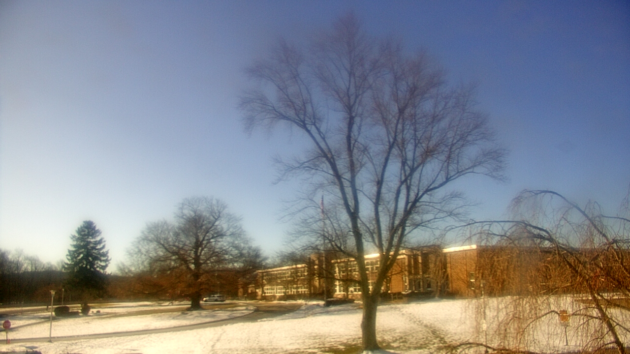 Thumbnail for current weather camera view from Monroe Woodbury Computer Center in Monroe, New York