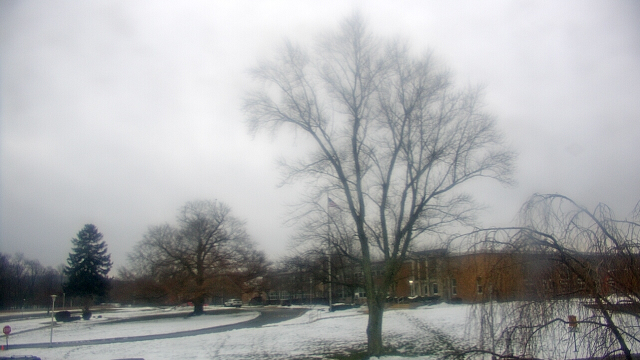 Thumbnail for current weather camera view from Monroe Woodbury Computer Center in Monroe, New York