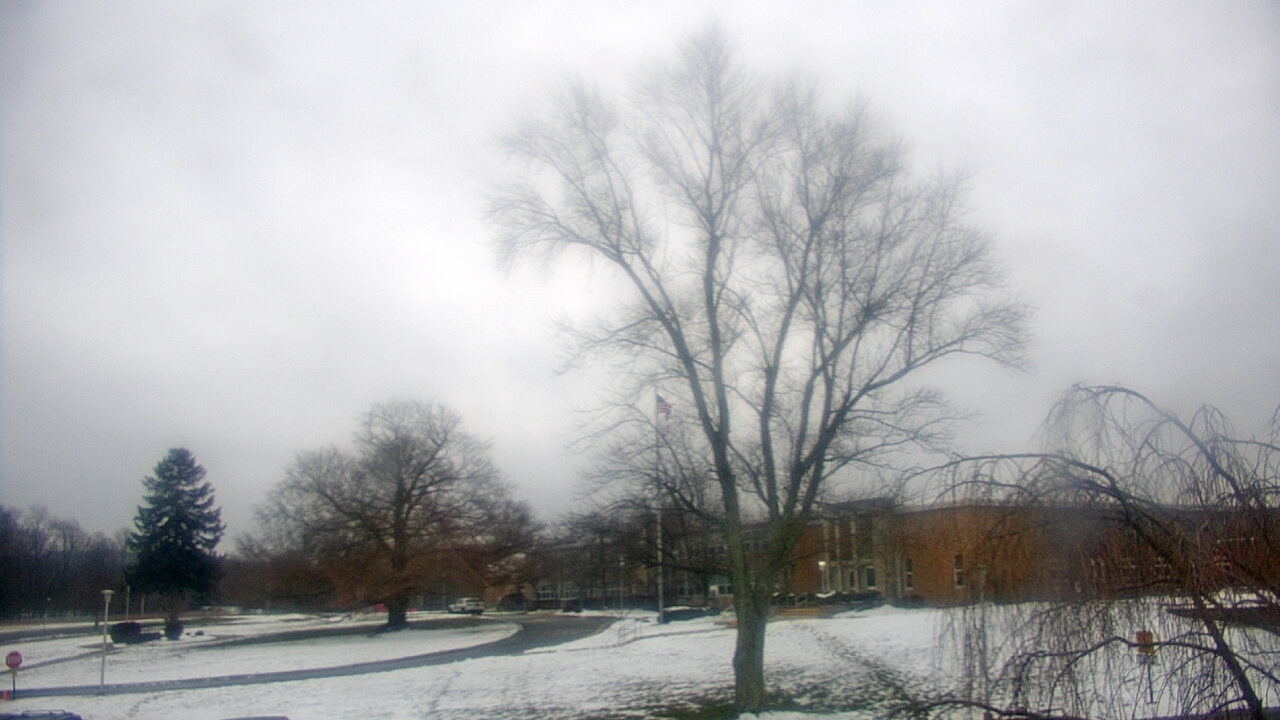 Thumbnail for current weather camera view from Monroe Woodbury Computer Center in Monroe, New York