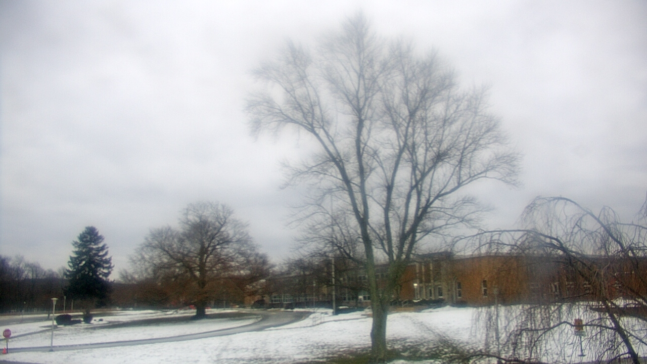 Thumbnail for current weather camera view from Monroe Woodbury Computer Center in Monroe, New York