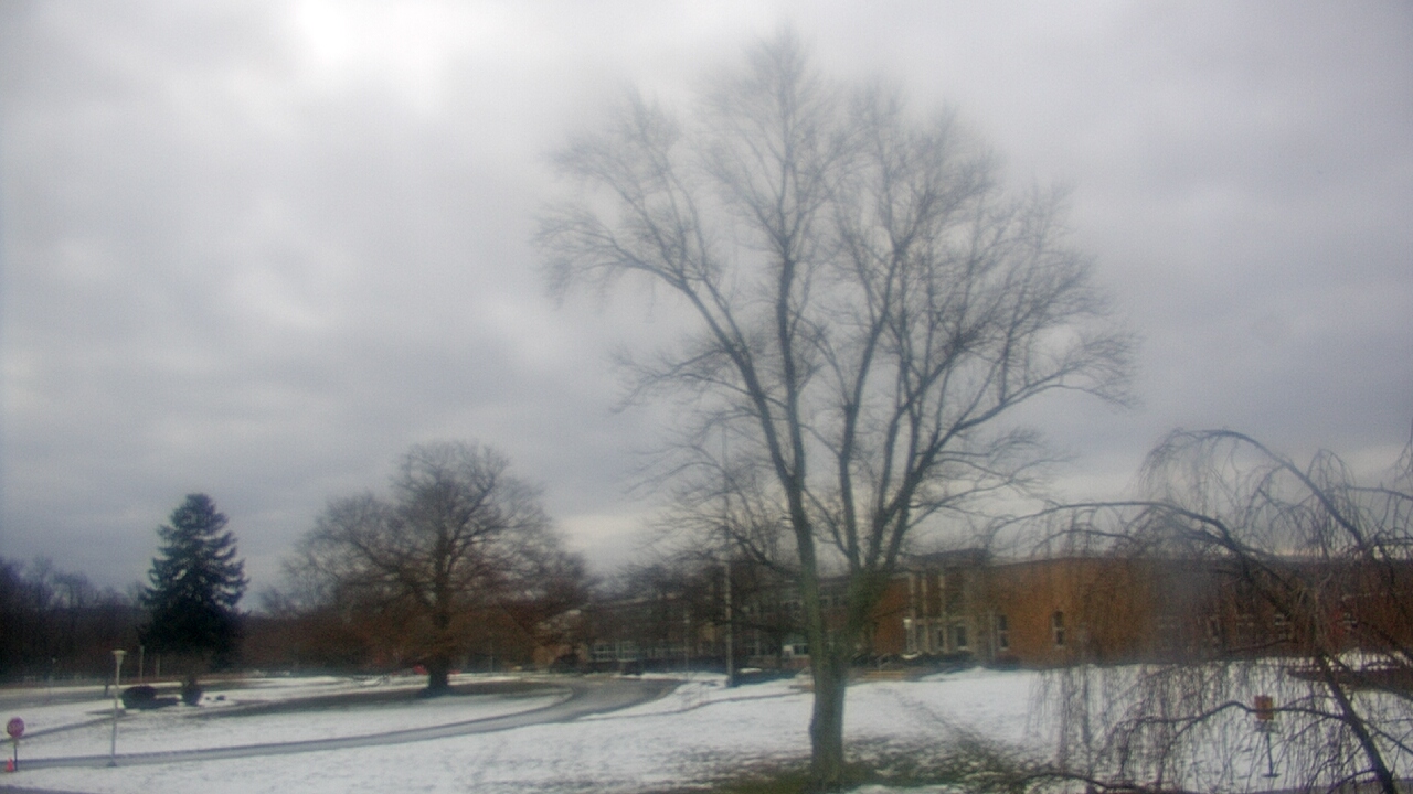 Thumbnail for current weather camera view from Monroe Woodbury Computer Center in Monroe, New York