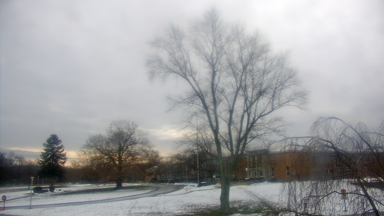 Thumbnail for current weather camera view from Monroe Woodbury Computer Center in Monroe, New York