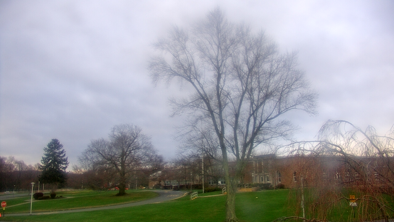 Thumbnail for current weather camera view from Monroe Woodbury Computer Center in Monroe, New York