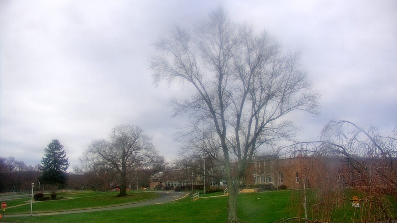 Thumbnail for current weather camera view from Monroe Woodbury Computer Center in Monroe, New York