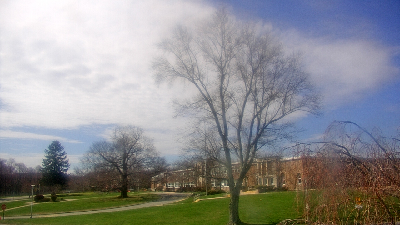 Thumbnail for current weather camera view from Monroe Woodbury Computer Center in Monroe, New York