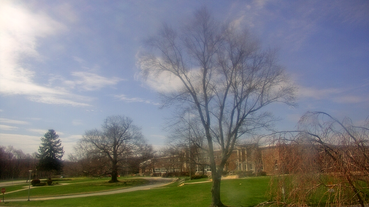 Thumbnail for current weather camera view from Monroe Woodbury Computer Center in Monroe, New York