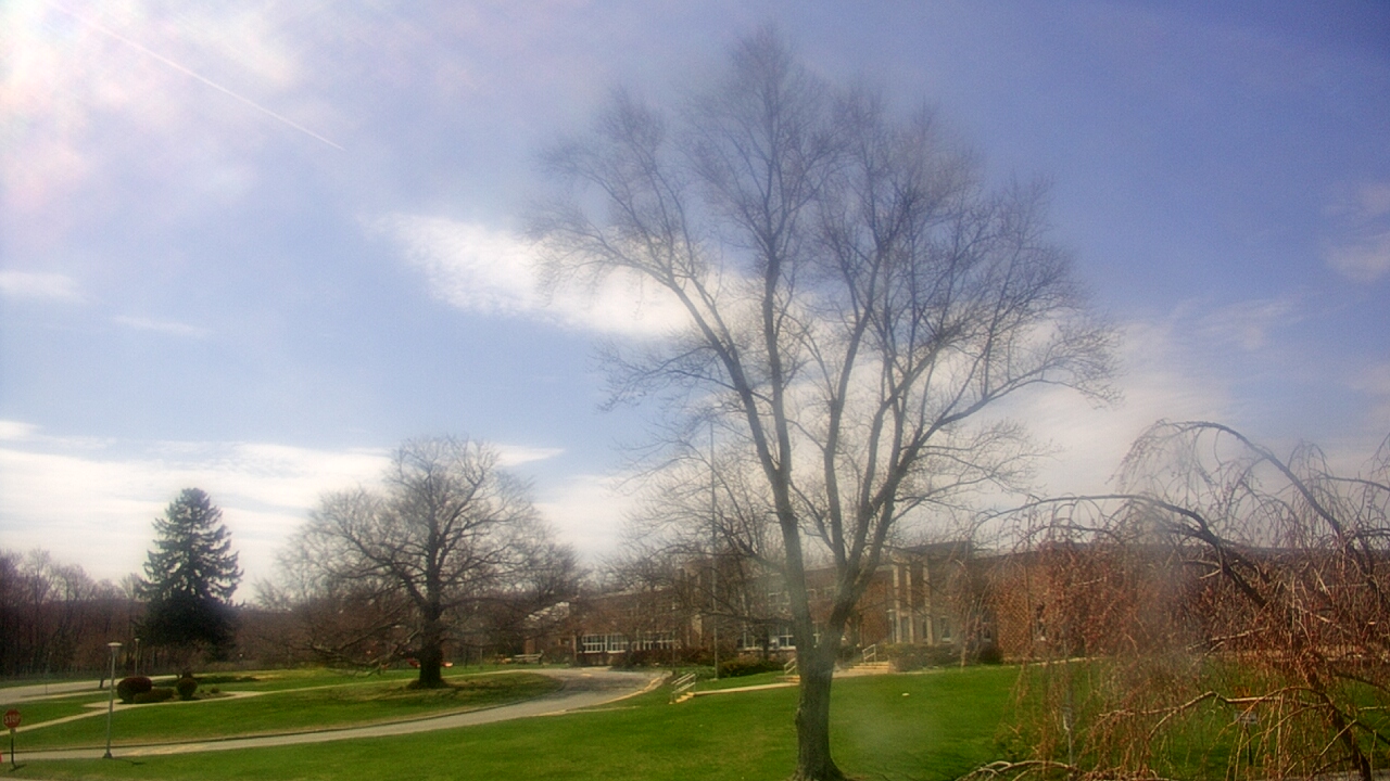 Thumbnail for current weather camera view from Monroe Woodbury Computer Center in Monroe, New York