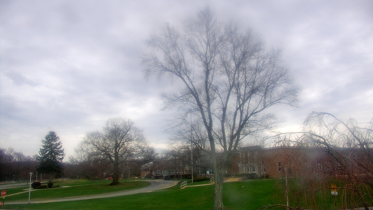 Thumbnail for current weather camera view from Monroe Woodbury Computer Center in Monroe, New York