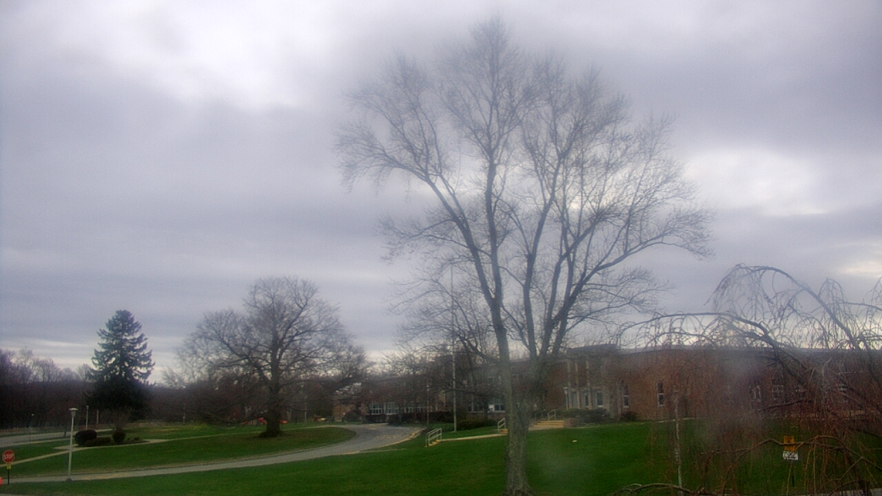 Thumbnail for current weather camera view from Monroe Woodbury Computer Center in Monroe, New York